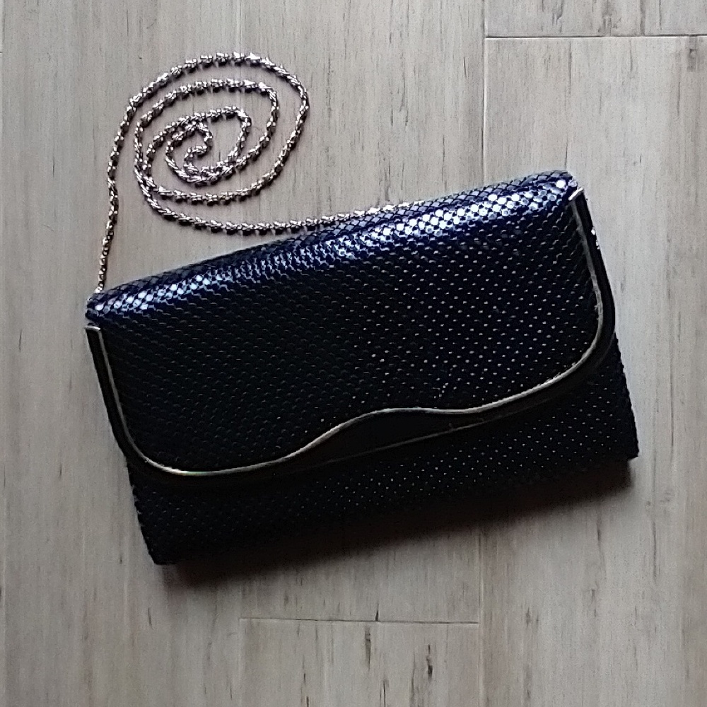 Vintage black metal mesh clutch / shoulder bag
